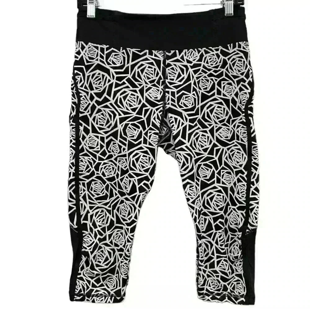 Lululemon Posey Black White Real Quick Crop Leggings size 6